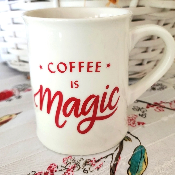 Starbucks Coffee Lover Coffee Is Magic 12 Ounce Coffee Mug 2019 - Picture 6 of 6